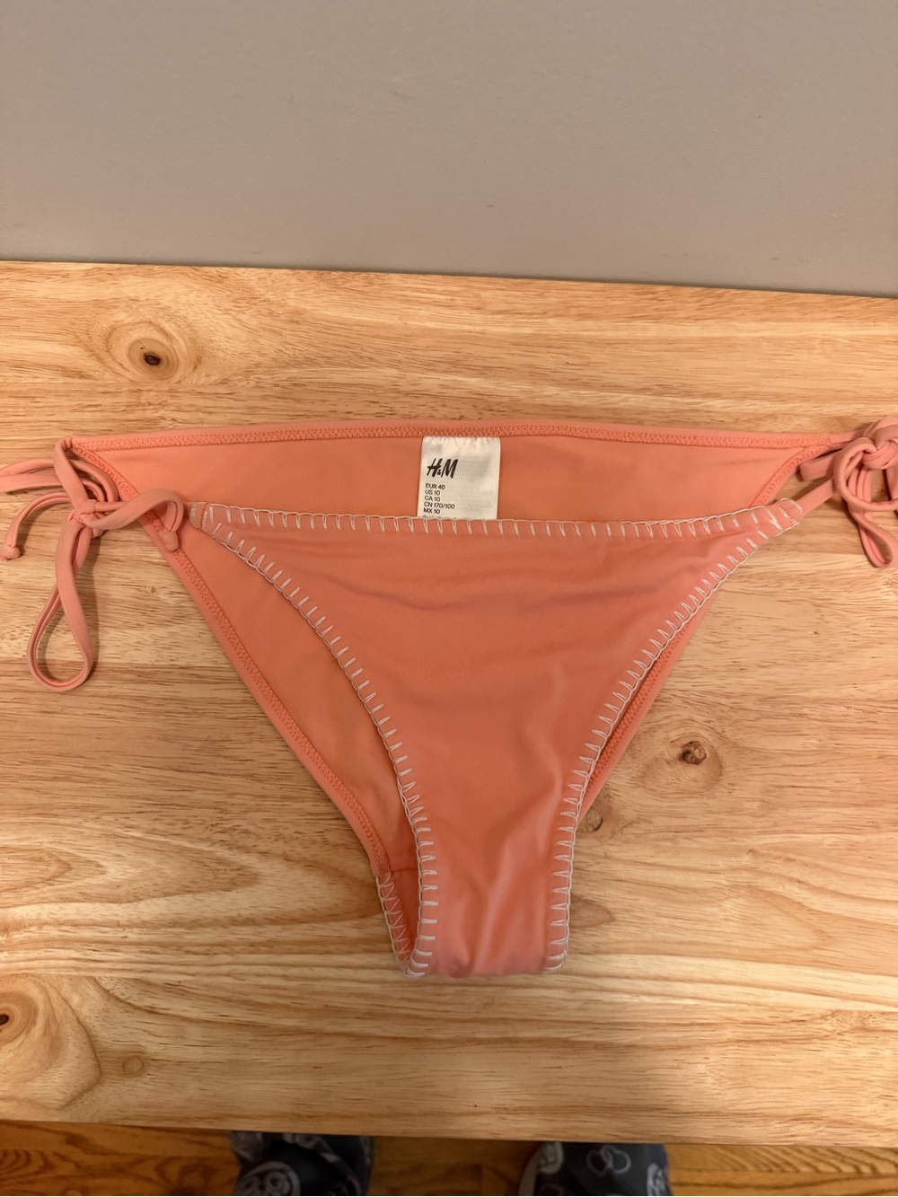 H&M Women’s Peach Triangle Tie Bikini Set - Picture 2 of 10